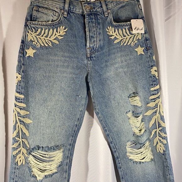 WE THE FREE BREN EMBROIDERED BOYFRIEND JEANS NEW NWT - Picture 14 of 16